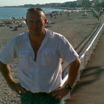 Oleg, 47 (19 , 0 )