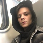 Anton, 22