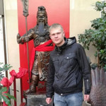 Konstantin, 33